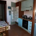 Apartamento Airport-Port-Commercial Center-Garden-Trilo-Verde