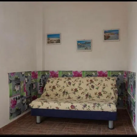 Airport-shuttle-till Night Check In-pool-garden-aircond-wifi-parking Free