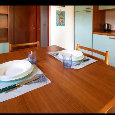 Airport-Port-Commercial Center-Garden-Trilo-Verde Apartamento *